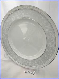 Noritake Model numberWHIT dinner set