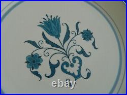 Noritake Progression China #9004 Blue Haven Set for 8 With2 Serving Pieces 16-3