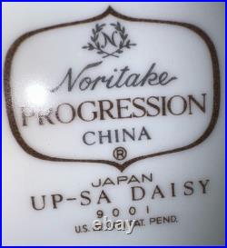 Noritake Progression MCM Up-Sa Daisy Dinner Plates (8)