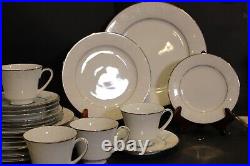 Noritake Ranier 4 5 Piece Setting 20 Pieces