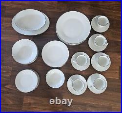 Noritake Reina 6450 China Dinnerware Set 42 Pcs Flowers Trim Setting For 6