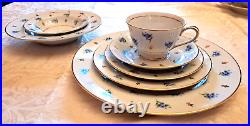 Noritake Remembrance China 5146 89 pcs forget-me-nots fleur-de-lis 12 7 pc ps