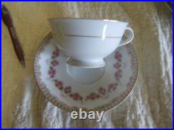 Noritake Ridgewood 5201 61 pcs VGC Service for 8 with Serving Pieces