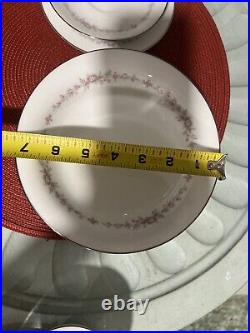 Noritake Rosepoint 29 Piece Porcelain Dinnerware Set, Service for 4