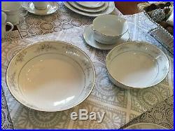 Noritake Sweet Leilani 3482 China 5 Piece Place Setting Service For 8 + Serving