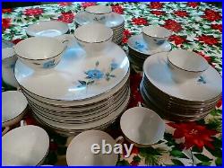 Noritake Sylvia China Set 6603 1965 Blue Flowers Platinum Trim 88 pieces Japan