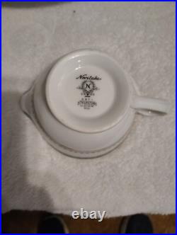 Noritake Thurston 6871 Vintage Full Dining Set For 8