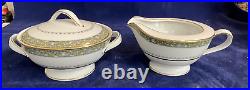 Noritake Thurston 6871 dinnerware service for 8, with six serving pieces