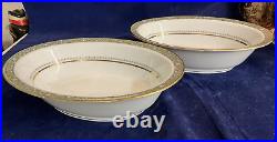 Noritake Thurston 6871 dinnerware service for 8, with six serving pieces