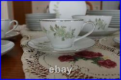 Noritake Vintage Porcelain China Soroya Pattern Green Floral 47 Piece Grouping