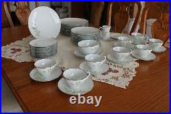 Noritake Vintage Porcelain China Soroya Pattern Green Floral 47 Piece Grouping