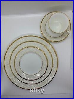 Noritake White Palace Collection 6 5/8 Bread & Butter Plates Set of 8