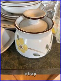 Noritake china set Hello Spring 25 Set