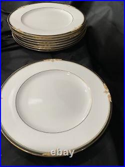 Noritake new lineage crownpointe pattern set of 8 dinner plates 10 1/2 In
