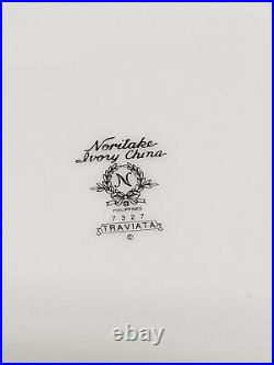 Set of 8 Noritake Ivory China TRAVIATA 10 1/2 Dinner Plates #7327