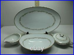 Set of Noritake china in box Laurel 5903 complete set for 8