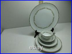 Set of Noritake china in box Laurel 5903 complete set for 8