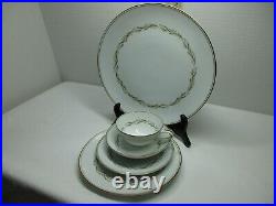 Set of Noritake china in box Laurel 5903 complete set for 8