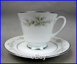 Superb vintage Noritake MELISSA fine china Dinner Service Set for 8. Plates etc