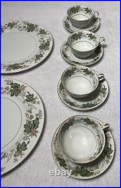 VINTAGE NORITAKE DAPHNE WithGOLD TRIM CHINA 5 Piece Place Setting Service For 4