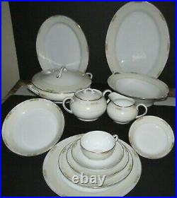 VINTAGE NORITAKE HANDPAINTED NIPPON CHINA 4-7 pc PLACE SETTING (34 PIECES)