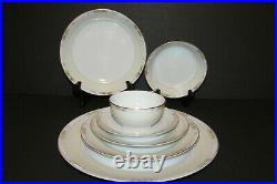 VINTAGE NORITAKE HANDPAINTED NIPPON CHINA 4-7 pc PLACE SETTING (34 PIECES)