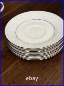 VINTAGE NORITAKE IVORY CHINA TRUDY 7087 33 Piece Set