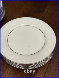 VINTAGE NORITAKE IVORY CHINA TRUDY 7087 33 Piece Set