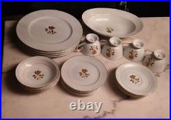 Very Rare Meito for Noritake Fine China, Japan. 21 Piece Set