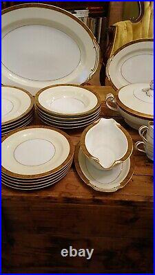 Vintage (34) Piece Noritake China #4985 Goldkin 5 Place Setting