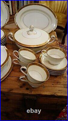 Vintage (34) Piece Noritake China #4985 Goldkin 5 Place Setting