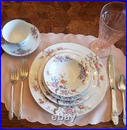 Vintage Noritake N26 Pattern 8 Place Settings Plus Extras Total Of 67 Pieces