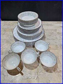 Vintage Noritake Oxford #5767 China Dinnerware & Serving Set For 5 People