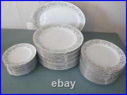 Vintage Noritake Wynwood China white with green floral 35 piece set