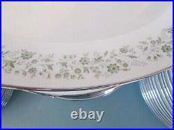 Vintage Noritake Wynwood China white with green floral 35 piece set